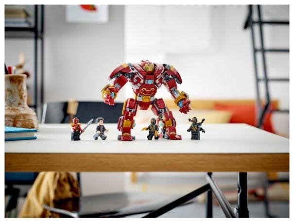 Lego Hulkbuster Kampen om Wakanda 76247
