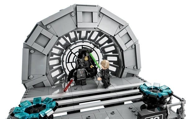 Lego Diorama med Keiserens tronsal 75352