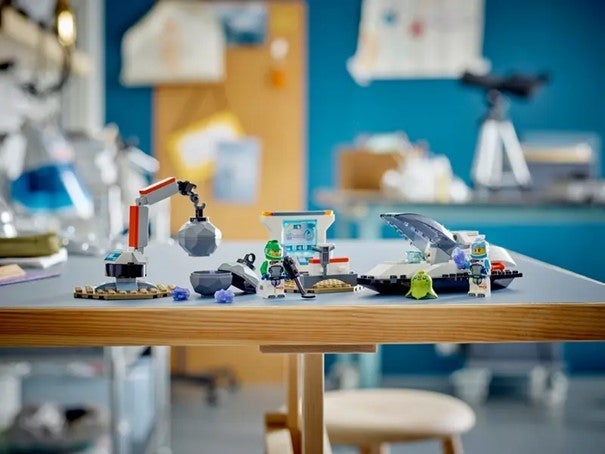 Lego Romskip og asteroidefunn 60429