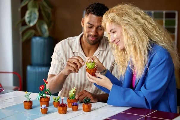 Lego Miniatyrplanter 10329