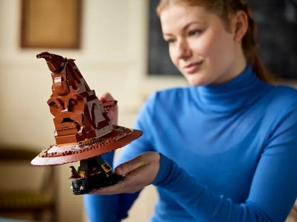 Lego Snakkende valghatt 76429