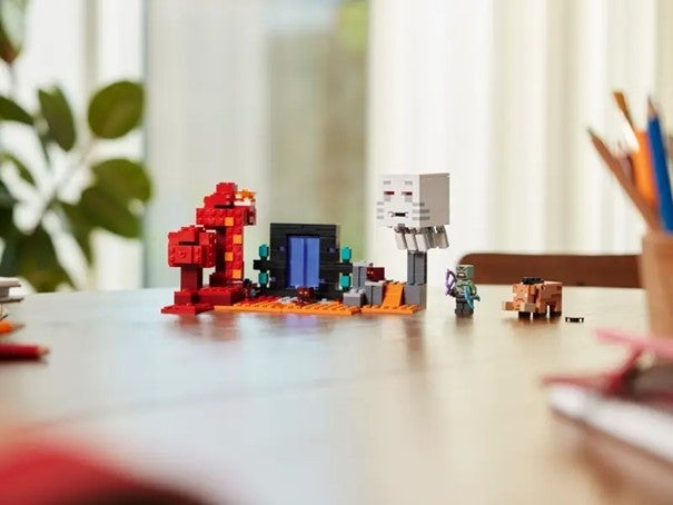 Lego Bakholdsangrep ved underverdenportalen 21255