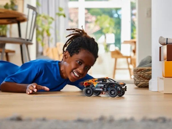 Lego NEOM McLaren Extreme E Race Car 42166