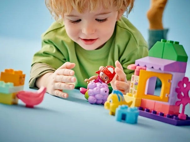 Lego Ariel og Flyndres kafébod 10420