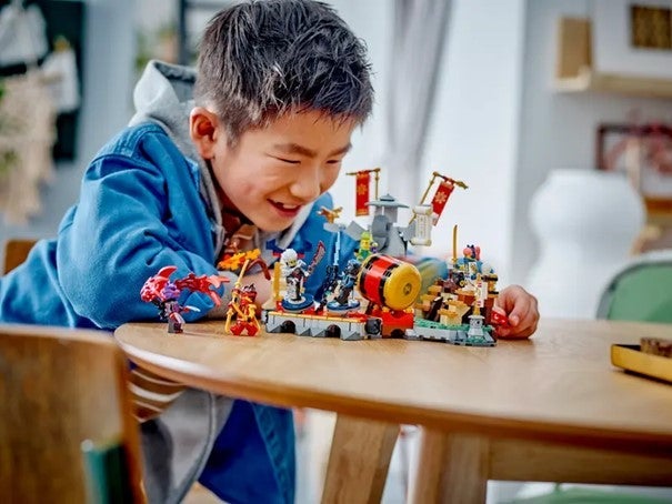 Lego Turneringens kamparena 71818