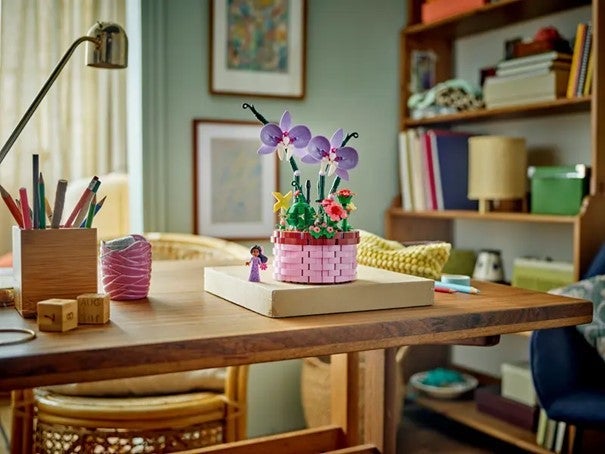 Lego Isabelas blomsterpotte 43237