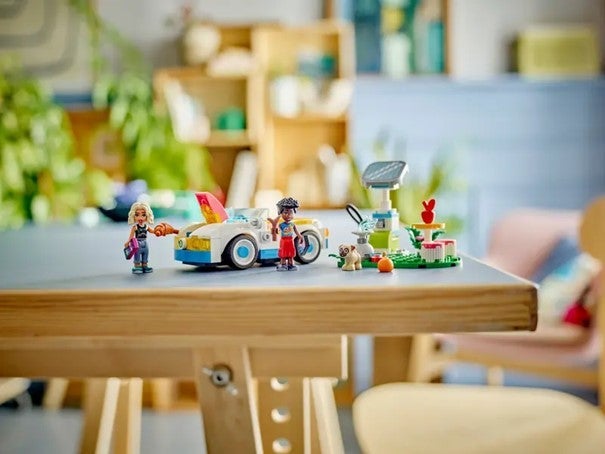 Lego Elbil og ladestasjon 42609
