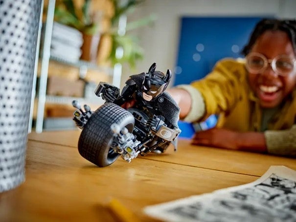 Lego Byggbar Batman-figur og batpod-sykkelen 76273