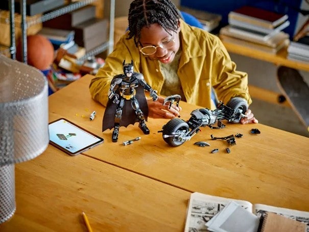 Lego Byggbar Batman-figur og batpod-sykkelen 76273