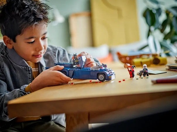 Lego Batman mot Harley Quinn og Mr. Freeze 76274