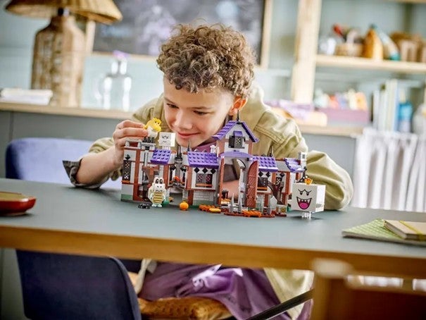 Lego Kong Boos hjemsøkte hus 71436