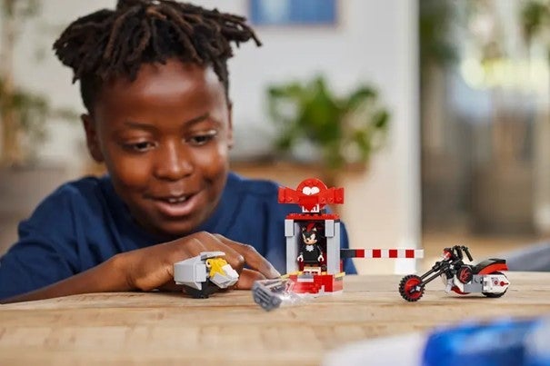 Lego Shadow the Hedgehog på rømmen 76995