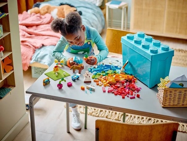 Lego Kreativ bygging med fargerike klosser