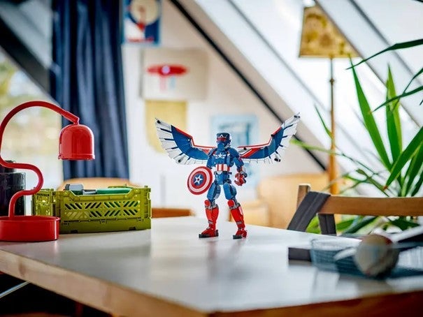 Lego Byggbar figur av nye Captain America 76296