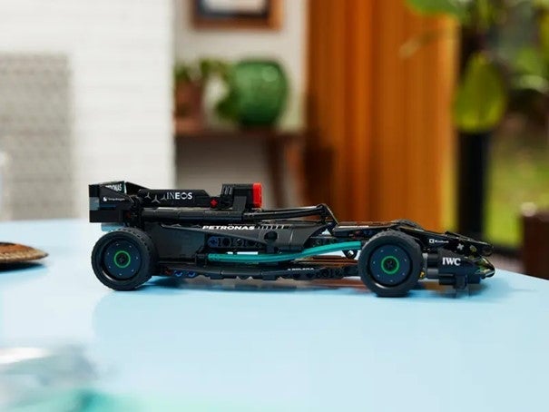Lego Mercedes-AMG F1 W14 E Performance Pull- 42165