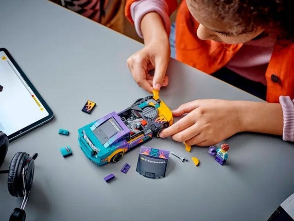 Lego Nascar Next Gen Chevrolet Camaro ZL1 76935