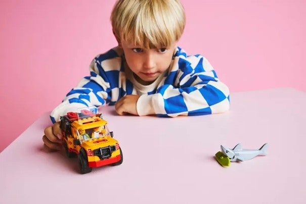 Lego Livreddernes utrykningsbil 60453