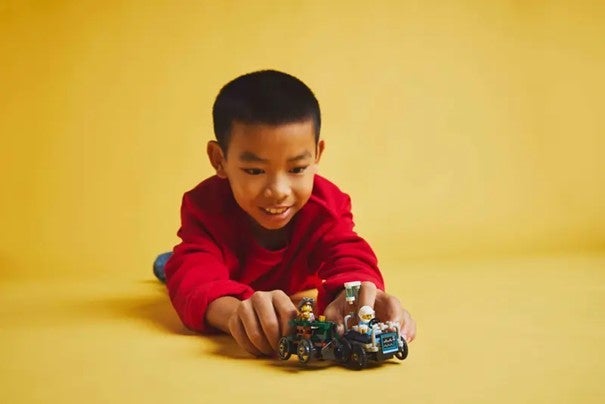 Lego Racerbilpakke flybil mot sykesengbil 60459