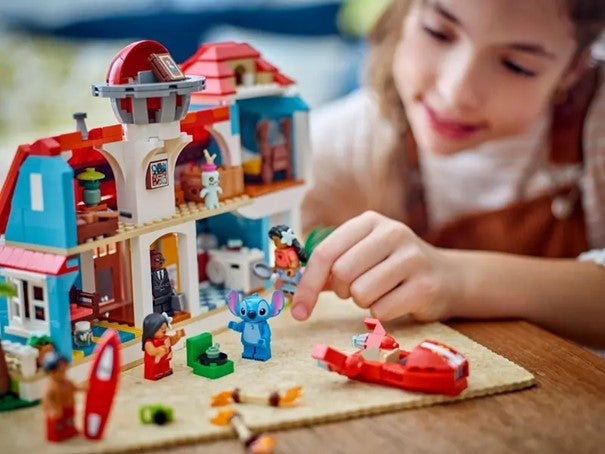 Lego Strandhuset til Lilo og Stitch 43268
