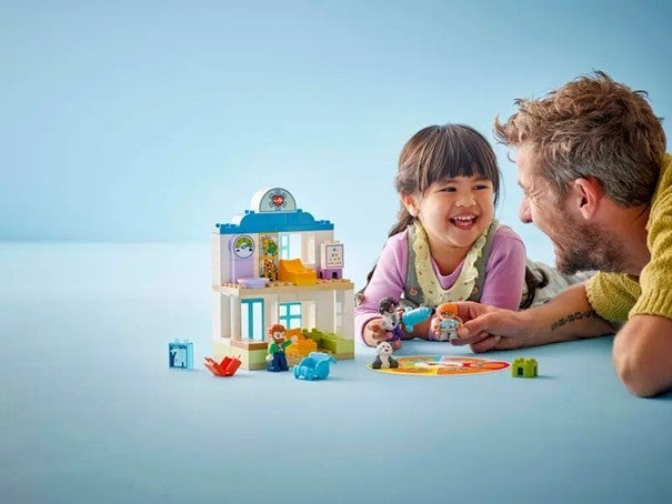 Lego For første gang: Besøk hos legen 10449