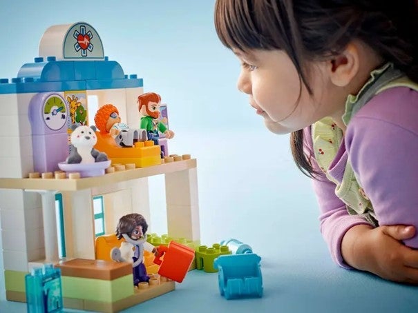 Lego For første gang: Besøk hos legen 10449