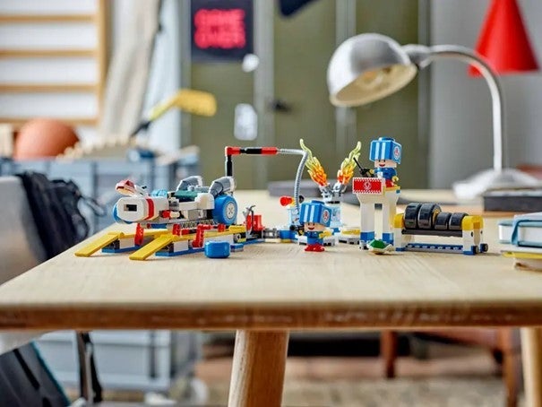 Lego Mario Kart - Toads verksted 72035