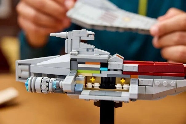 Lego Assault Ship i Acclamator-klassen 75404