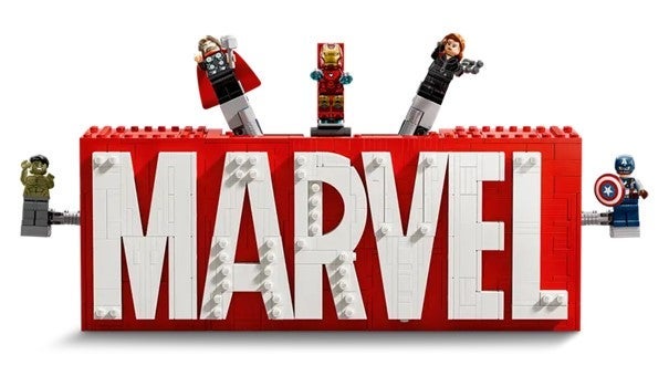 Lego MARVEL logo og minifigurer 76313