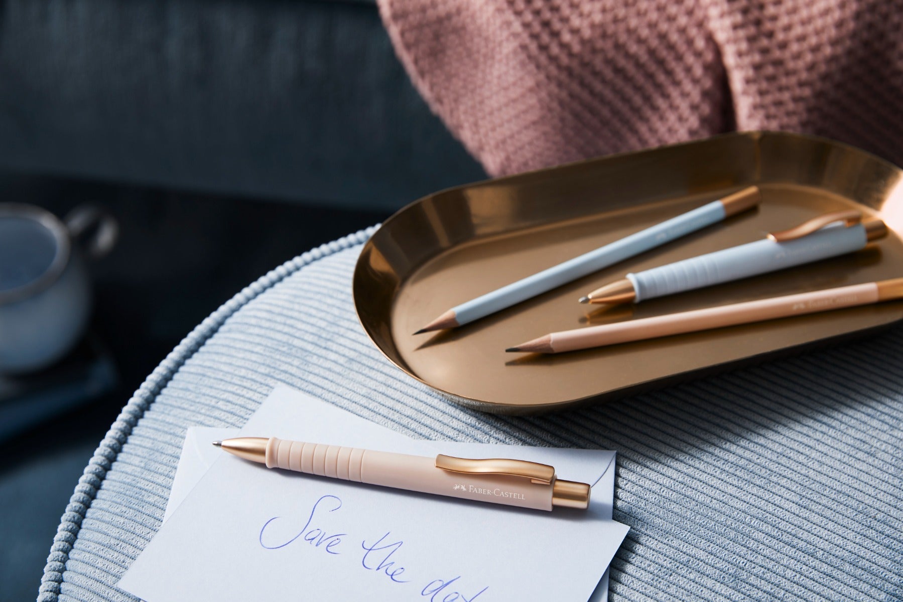 Kulepenn Faber Poly Ball XB Urban Pale Rose Gull