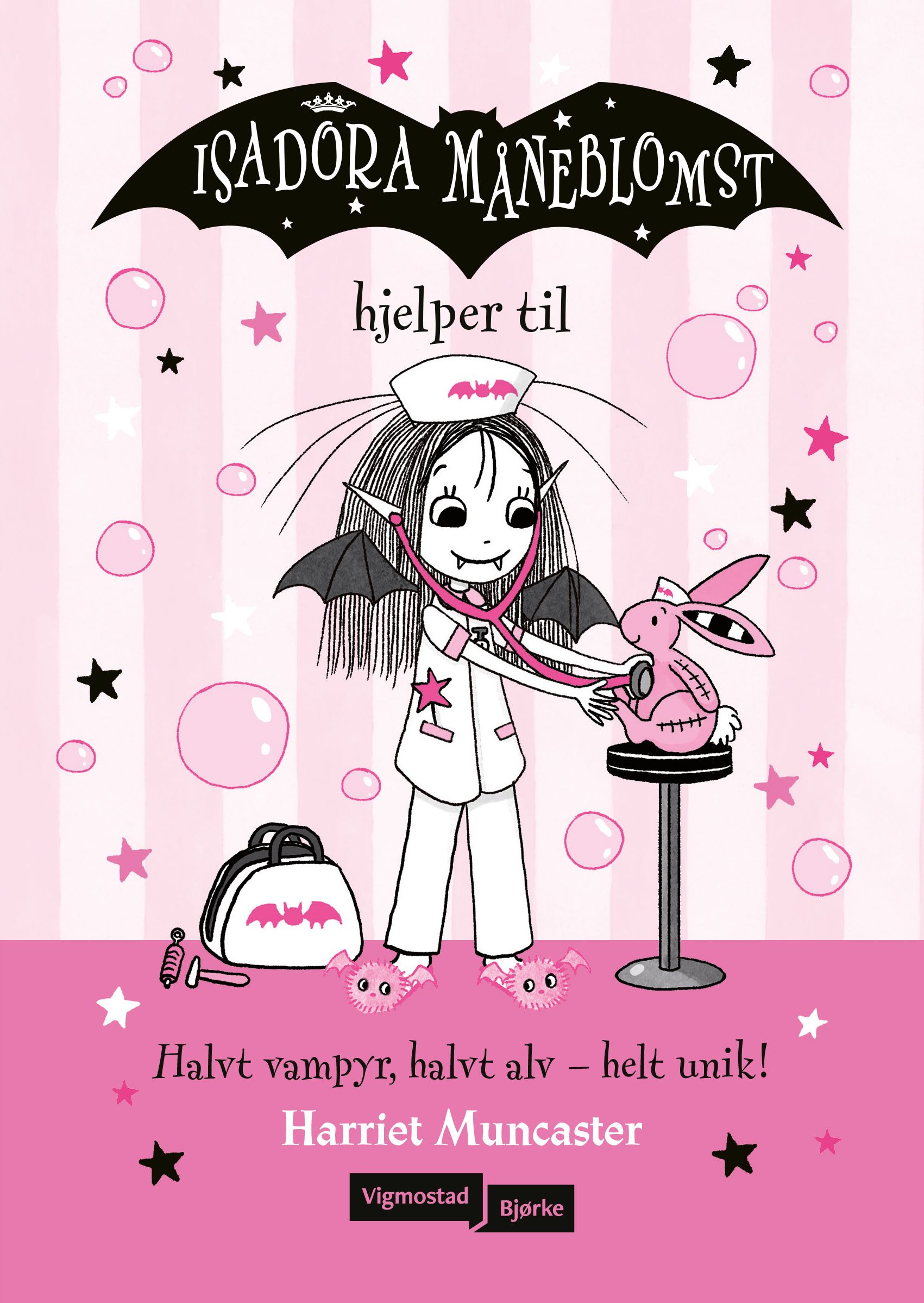 Isadora Måneblomst hjelper til