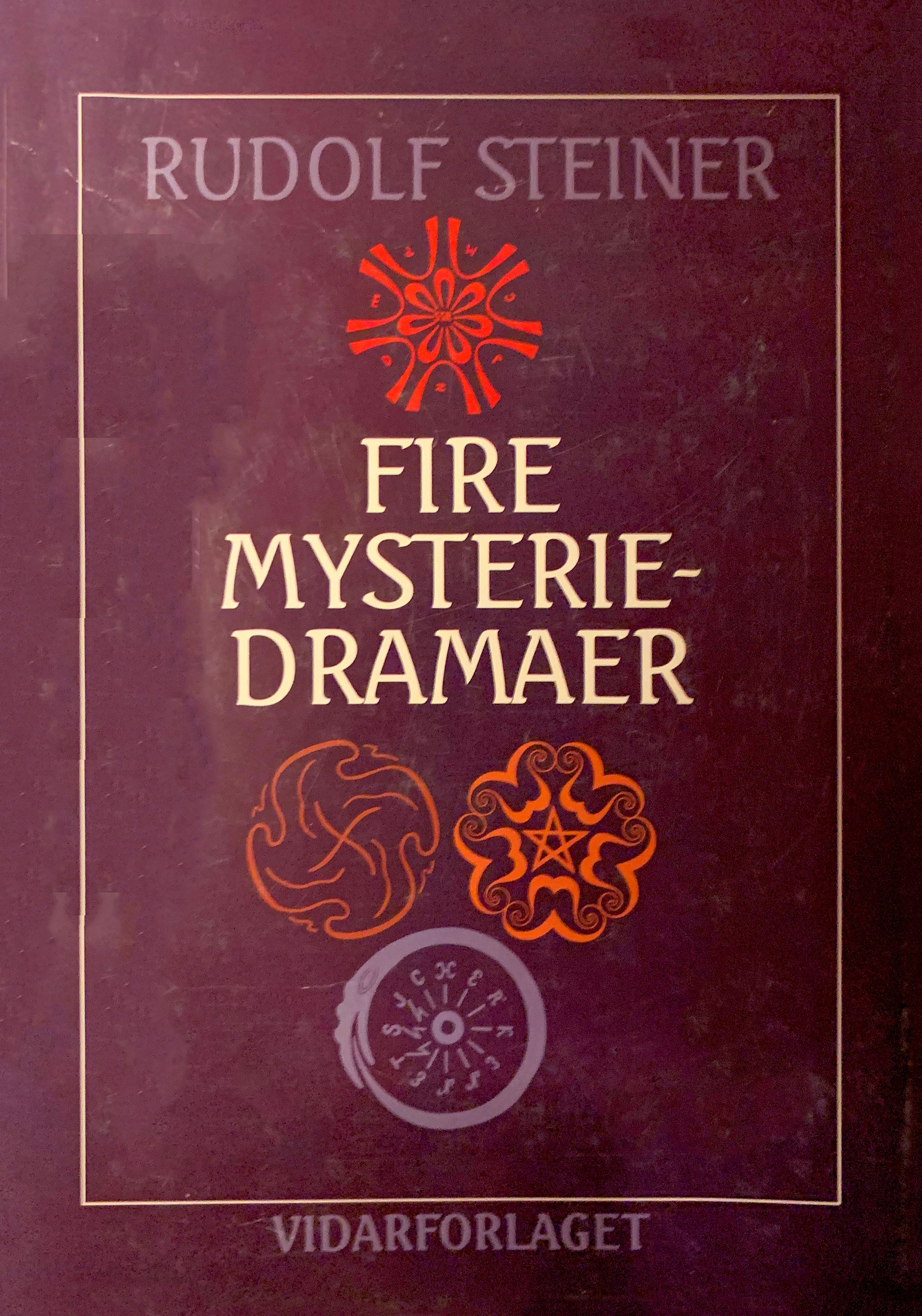 Fire mysteriedramaer - innvielsens port. Sjelen prøves. Terskelens vokter. Sjelene våkner