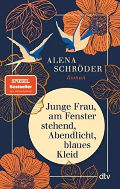Junge Frau, am Fenster stehend, Abendlicht, blaues