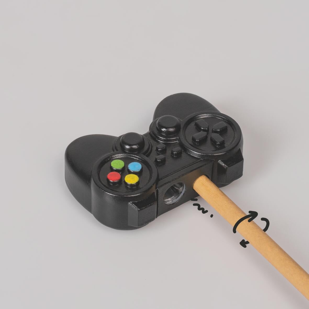 Blyantspisser Gamepad brunnen 69x47mm sort