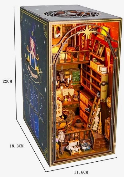 Book Nook Miras Magiske Hus