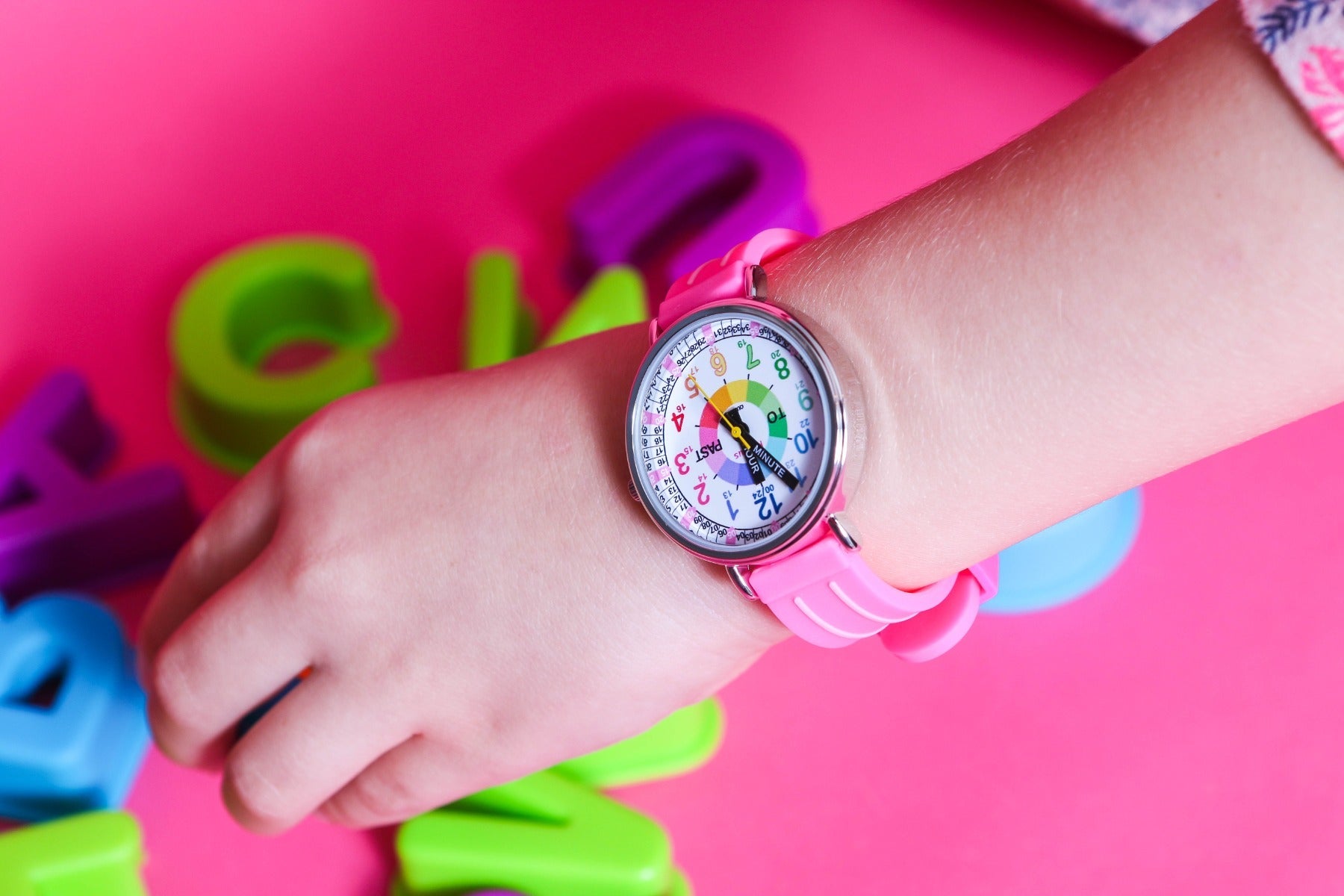 Kiddus Barneklokke  Ass  m/time og minuttviser