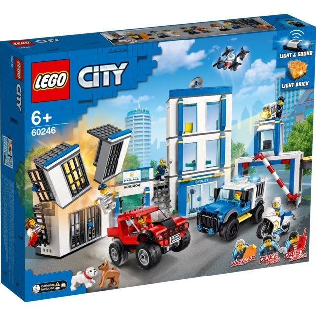 Lego Politistasjon 60246