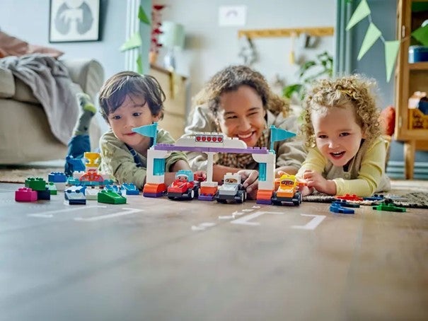 Lego F1 Team med racerbiler og sjåfører 10445