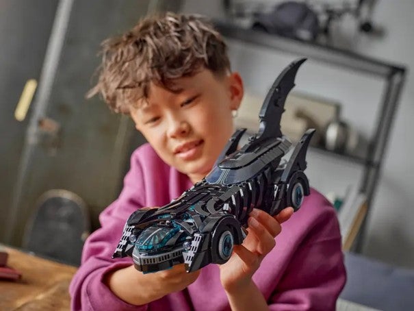 Lego Batmobilen fra Batman Forever 76304