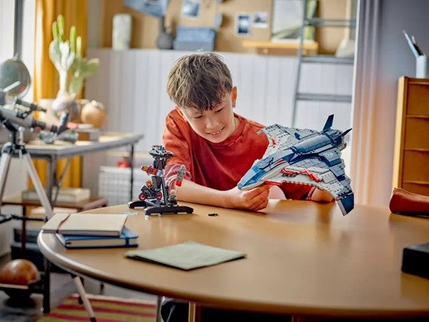 Lego Avengers: Age of Ultron - Quinjet 76325