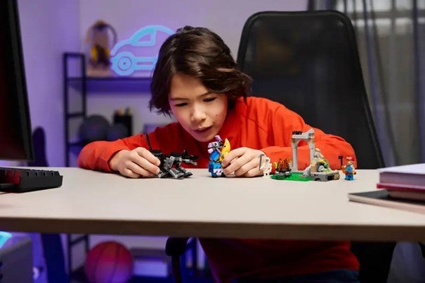 Lego Peely og Sparkplug slår leir på sletten 77075