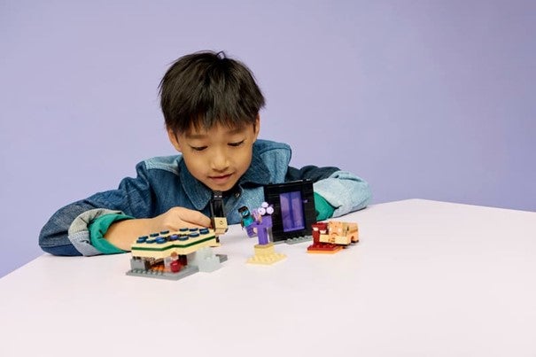 Lego Reise gjennom portalene til Nether og End 21584