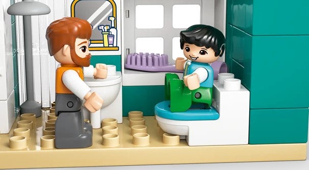 Lego 3-i-1 Moderne familievilla med figurer 10470