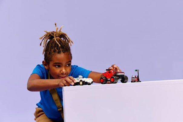 Lego Silvers bil mot Knuckles' monstertruck 77118