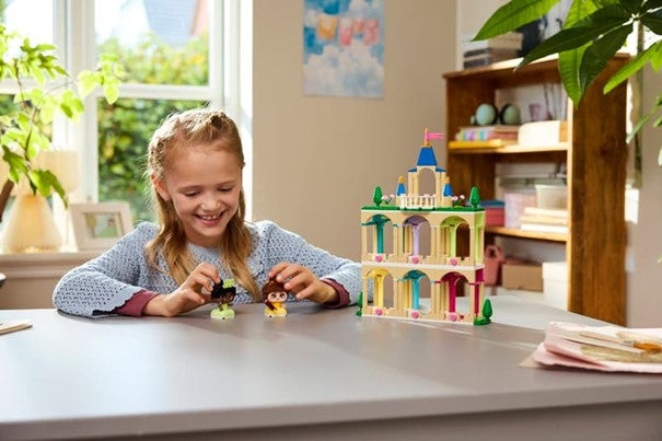 Lego Miniatyrer av Belle og Tiana med slott 43291