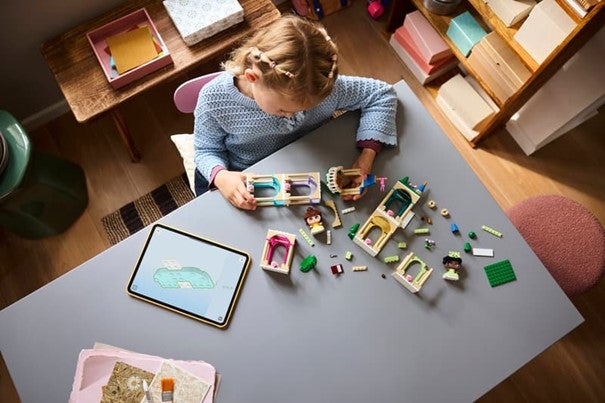 Lego Miniatyrer av Belle og Tiana med slott 43291