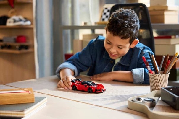 Lego Sportsbilen Ferrari SF90 XX Stradale 77254