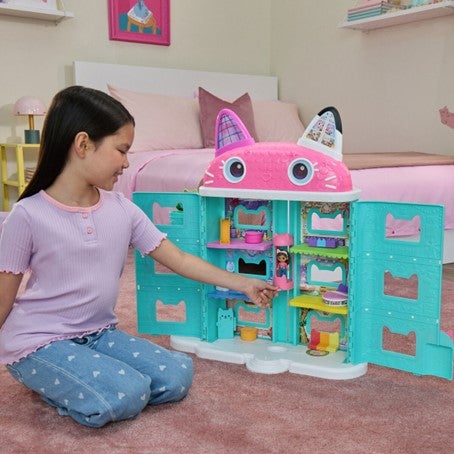 Gabby's Movie Dollhouse