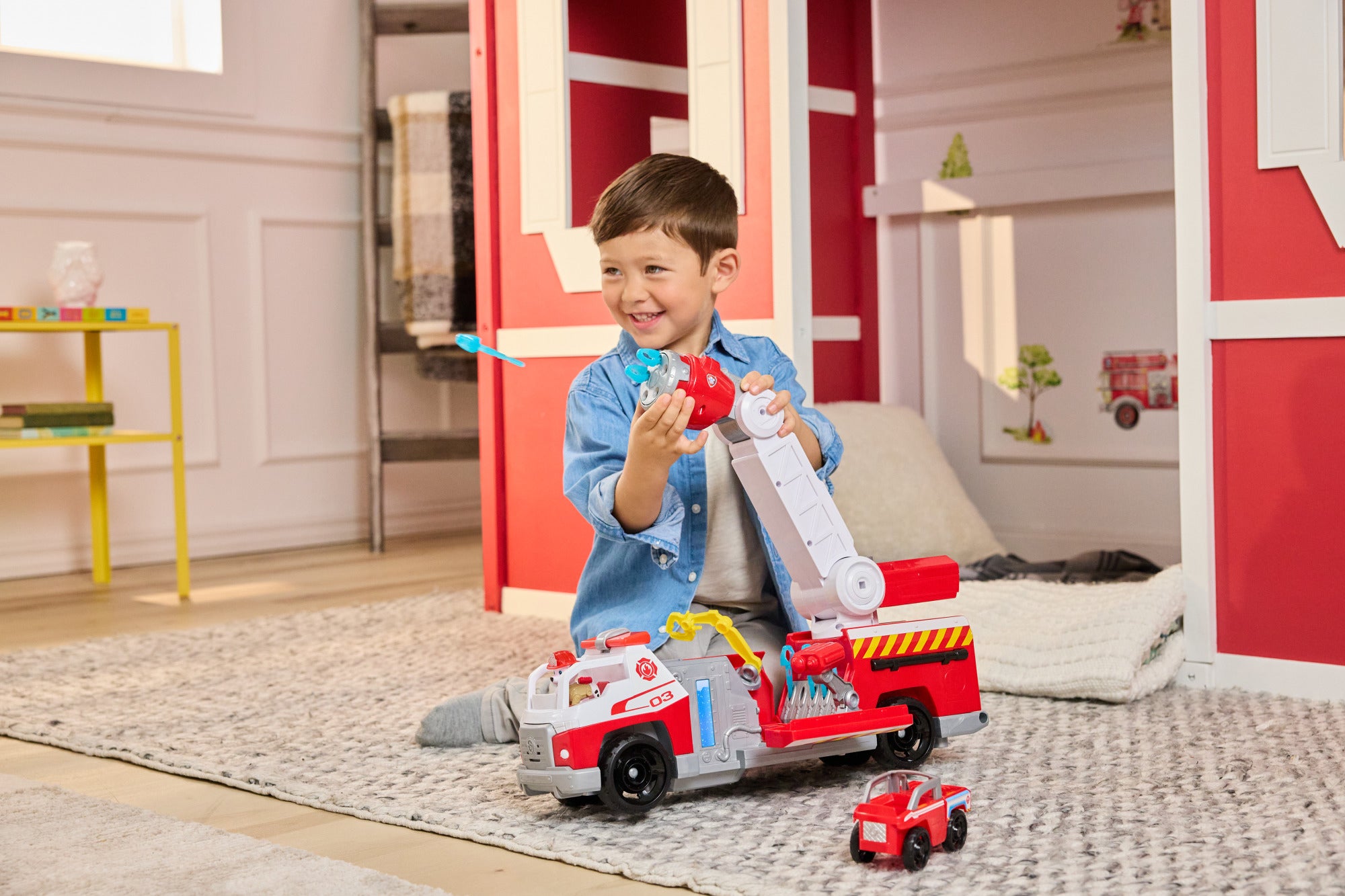Paw Patrol Fire Rescue Deluxe Firetruck