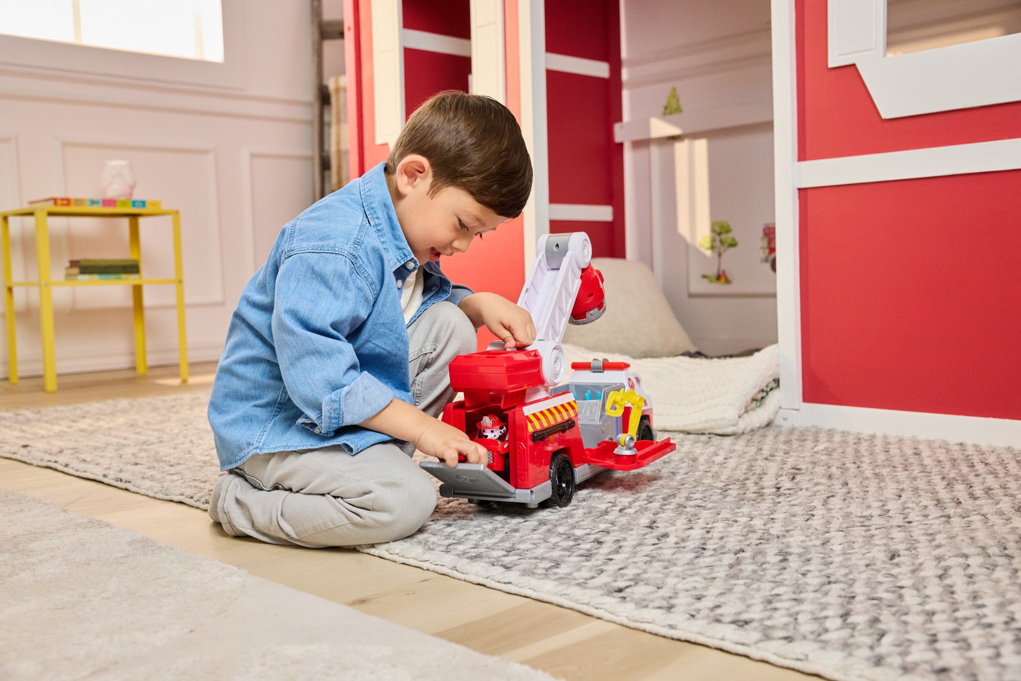 Paw Patrol Fire Rescue Deluxe Firetruck