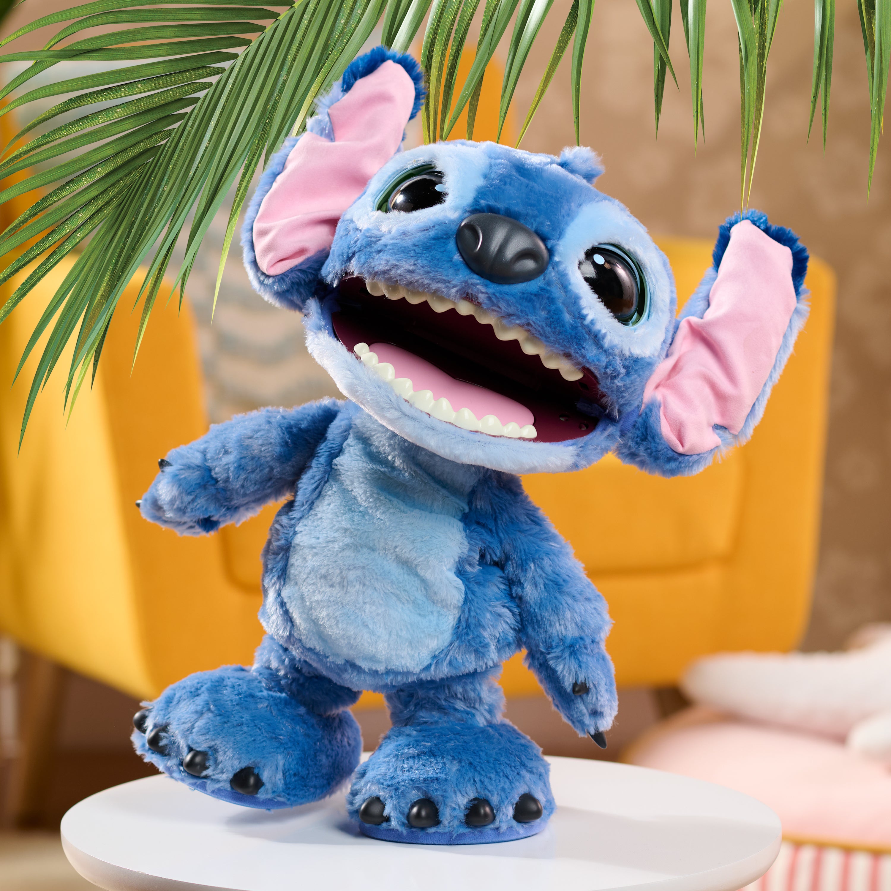 Plysj Disney Stitch Feature 34 cm
